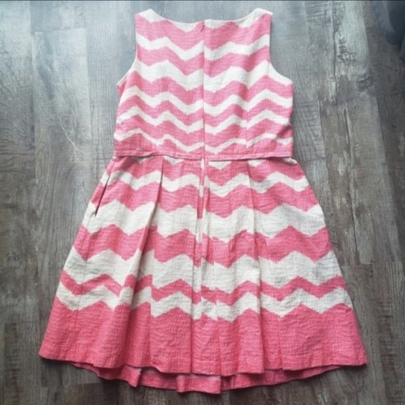 Chevron Dress - Picture 2 of 4